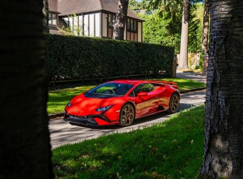 Lamborghini Huracan TECNICA 2