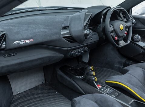 Ferrari 488 Pista Spider 22