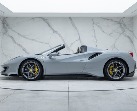 Ferrari 488 Pista Spider 