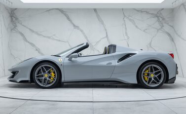 Ferrari 488 Pista Spider 6