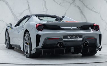 Ferrari 488 Pista Spider 13