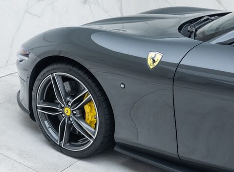 Ferrari Roma SPIDER 32