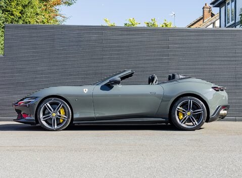 Ferrari Roma SPIDER 3