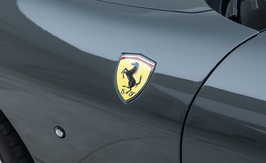 Ferrari Roma SPIDER 33