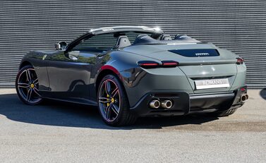Ferrari Roma SPIDER 4