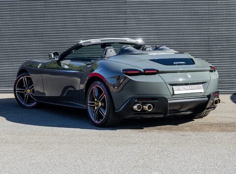 Ferrari Roma SPIDER 4