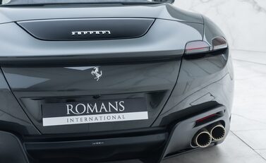 Ferrari Roma SPIDER 31
