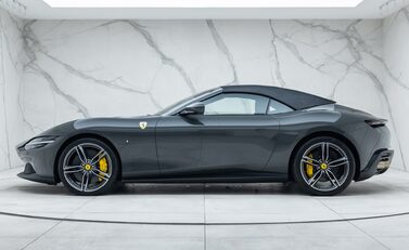 Ferrari Roma SPIDER 7