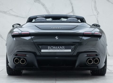 Ferrari Roma SPIDER 11