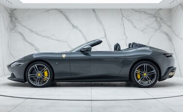 Ferrari Roma SPIDER 6