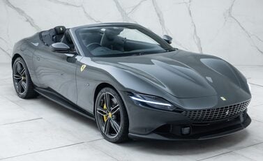 Ferrari Roma SPIDER 14