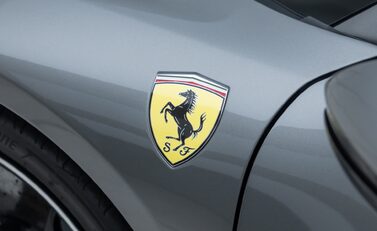 Ferrari 296 GTS 36