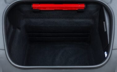 Porsche 911 Carrera 4 GTS (992) 38