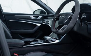 Audi RS6 AVANT PERFORMANCE CARBON VORSPRUNG 13