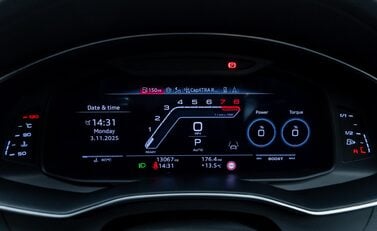 Audi RS6 AVANT PERFORMANCE CARBON VORSPRUNG 23