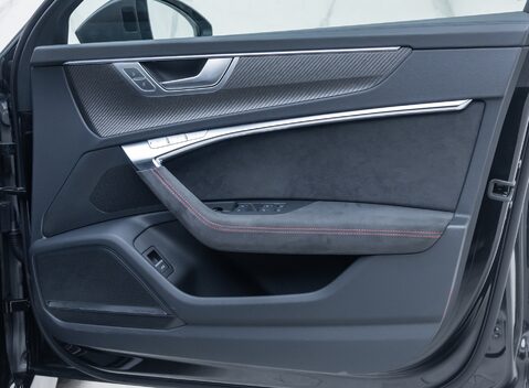 Audi RS6 AVANT PERFORMANCE CARBON VORSPRUNG 28