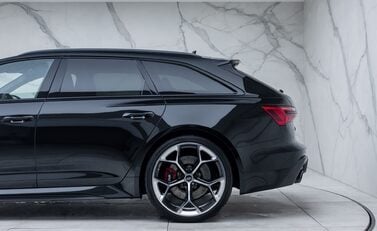 Audi RS6 AVANT PERFORMANCE CARBON VORSPRUNG 41