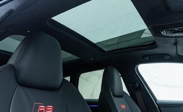 Audi RS6 AVANT PERFORMANCE CARBON VORSPRUNG 17