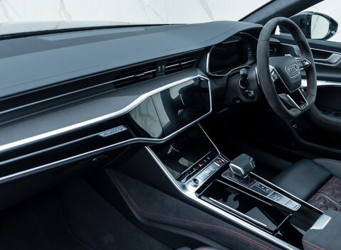 Audi RS6 AVANT PERFORMANCE CARBON VORSPRUNG 21