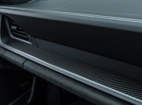 Porsche 911 GT3 RS (992) 26