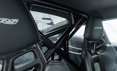 Porsche 911 GT3 RS (992) 19