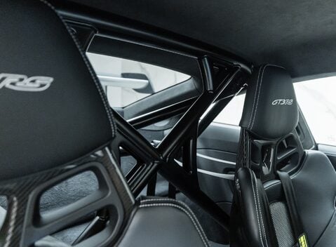 Porsche 911 GT3 RS (992) 19