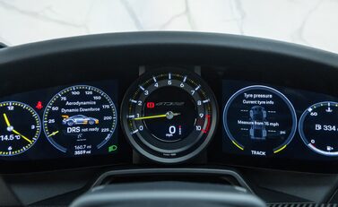 Porsche 911 GT3 RS (992) 22