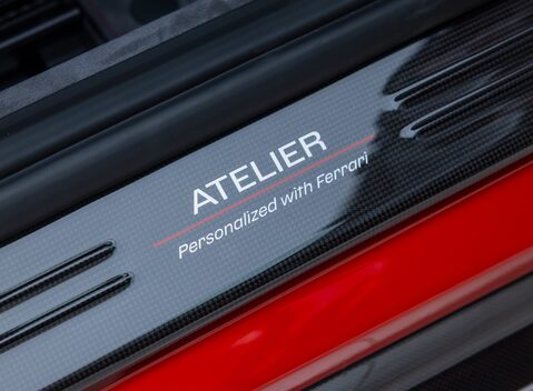 Ferrari 812 Competizione 29