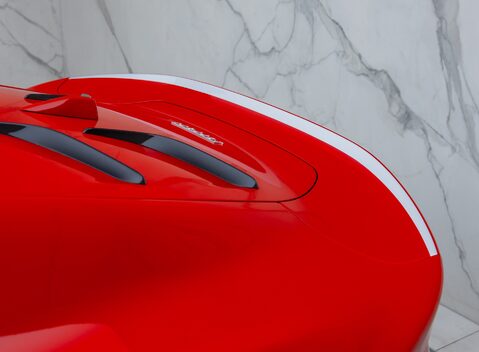 Ferrari 812 Competizione 43