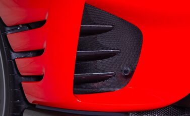 Ferrari 812 Competizione 47