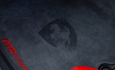 Ferrari 812 Competizione 28