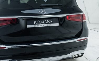 Mercedes-Benz GLS 450 38