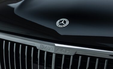 Mercedes-Benz GLS 450 39