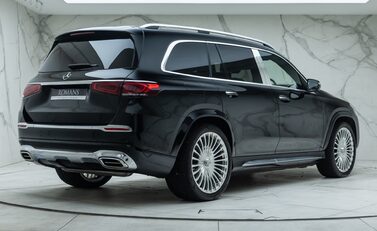 Mercedes-Benz GLS 450 6