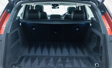 Land Rover Range Rover Sport P550e AUTOBIOGRAPHY 36