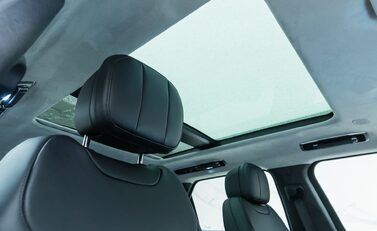 Land Rover Range Rover Sport P550e AUTOBIOGRAPHY 16