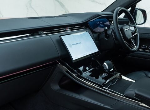 Land Rover Range Rover Sport P550e AUTOBIOGRAPHY 20
