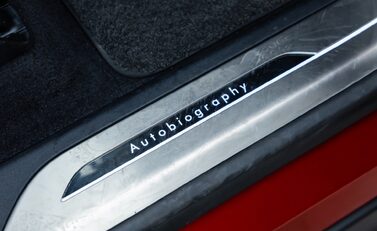 Land Rover Range Rover Sport P550e AUTOBIOGRAPHY 25