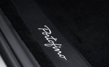 Ferrari Portofino 32