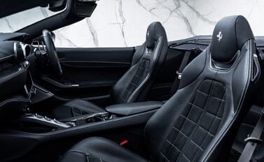 Ferrari Portofino 21