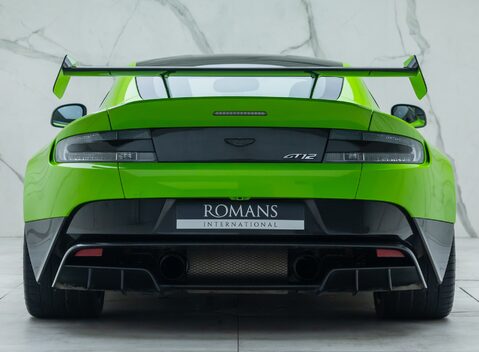 Aston Martin Vantage GT12 5