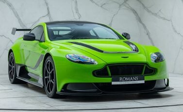 Aston Martin Vantage GT12 6