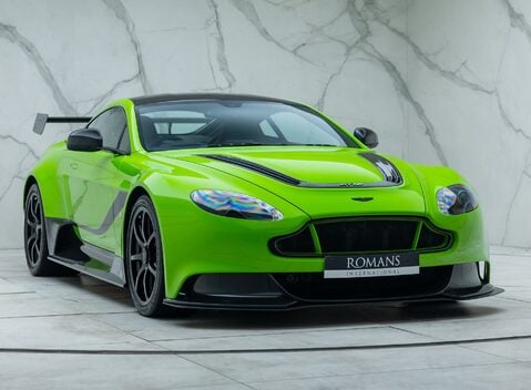 Aston Martin Vantage GT12 6