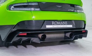 Aston Martin Vantage GT12 24