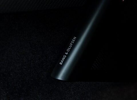 Aston Martin Vantage GT12 22