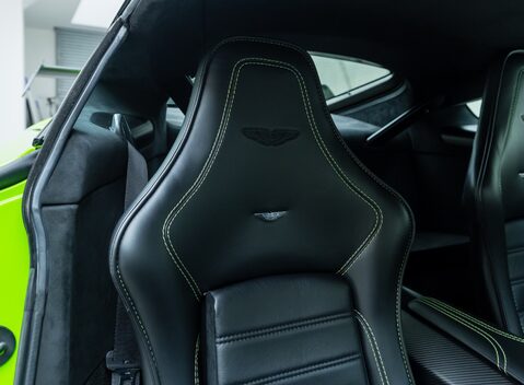 Aston Martin Vantage GT12 13
