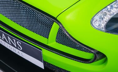 Aston Martin Vantage GT12 25