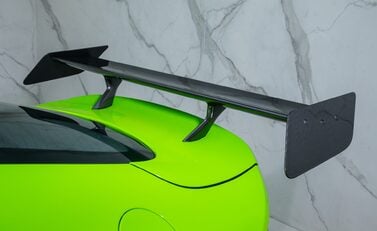 Aston Martin Vantage GT12 38