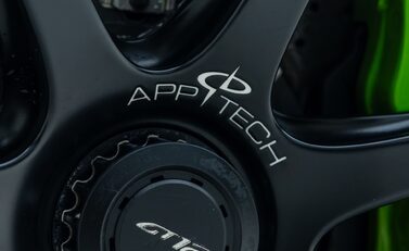 Aston Martin Vantage GT12 32