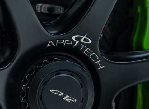 Aston Martin Vantage GT12 32